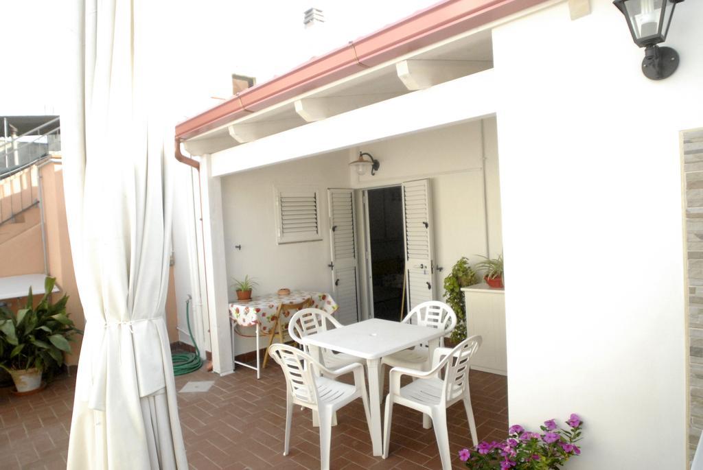 Casa Dei Furnari Apartamento Collepasso Exterior foto