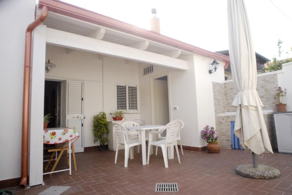 Casa Dei Furnari Apartamento Collepasso Exterior foto